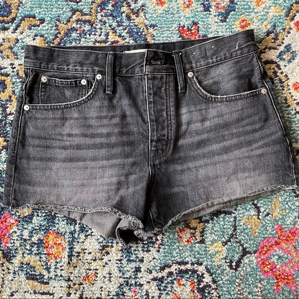 Madewell Relaxed Denim Shorts in Black